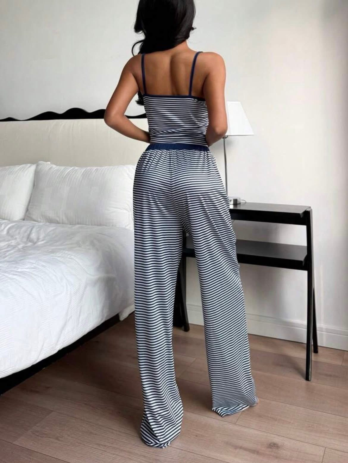 Conjunto SHEIN De Rayas